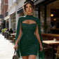 Abito da donna con cut-out a costine e mantella in chiffon