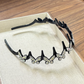 👑 Set di cerchietti a onde con cristalli – leggeri, antiscivolo e femminili. Perfetti per matrimoni e per ogni giorno, il tocco di luce che valorizza il tuo look! 💎✨