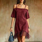 Abito da donna con spalle scoperte, spalline e frange