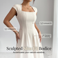 Elegante abito da donna dalla linea ad A con scollo quadrato, modello aderente, abito lungo