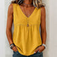 🌿 SCONTO DEL 50% ✨ Top da donna in lino – Scollo a V e raffinati dettagli in pizzo 💛