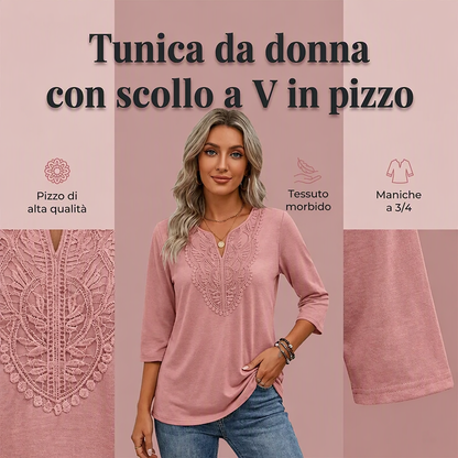 ☀️👚Consiglio del giorno – Camicetta con scollo a V e bordi in pizzo – tessuto traspirante e linea che valorizza la figura, perfetta sia per il lavoro che per il weekend 🌿