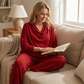 Completo da donna a 2 pezzi: top a maniche lunghe con scollo a cappuccio e pantaloni