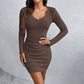 Abito da donna in maglia a coste con scollo a V chic