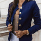 Blazer da donna elegante aderente con bottoni dorati
